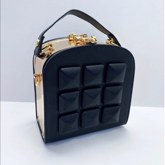 Unique Design Limited Addition clutch purse choose from 3 colors - Picture 2 of 2